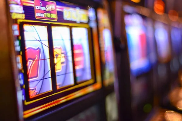 Live dealer roulette wheel on rajabandot 74 platform