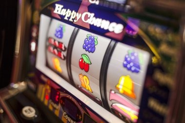Live dealer hosting on rajabandot 74